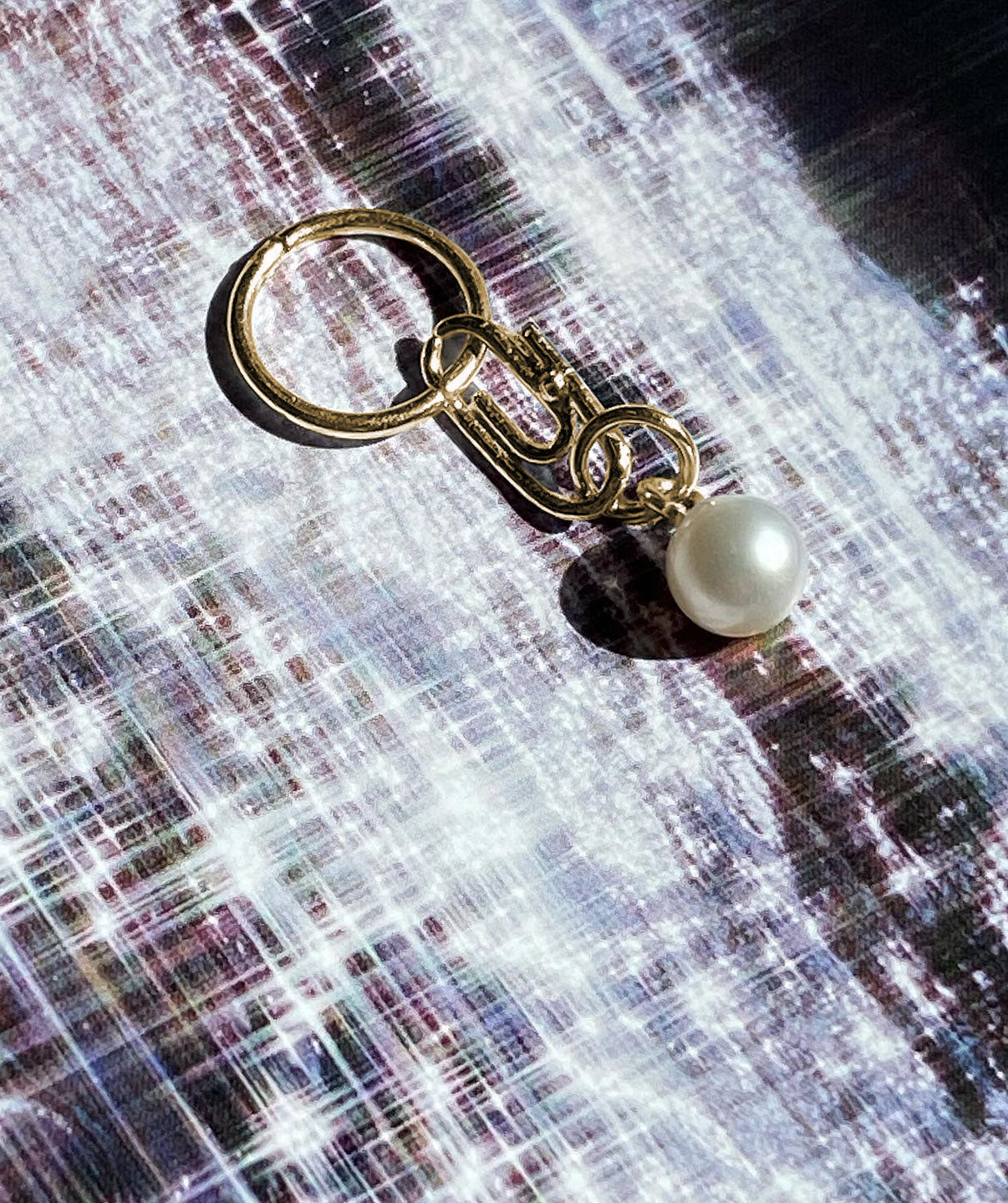 Paperclip Pearl Sleeper - Gold