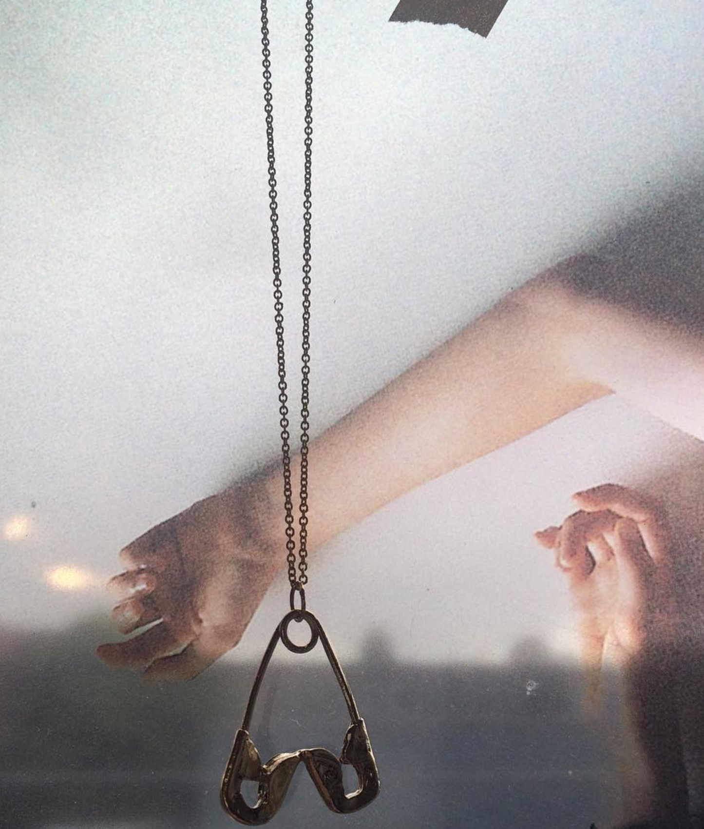 Safetypin Heart Necklace - Gold