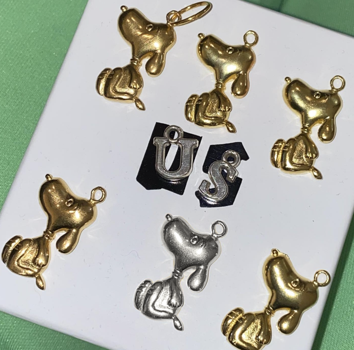 Schmoochy Pendant - Silver